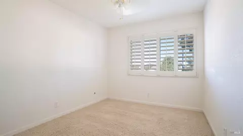 1365 Hemingway Ct, Dixon, CA 95620 photo 12