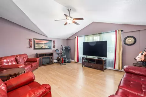 1836 Clay St, Fairfield, CA 94533 photo 9