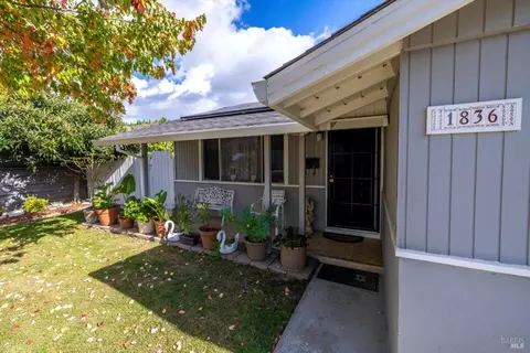 1836 Clay St, Fairfield, CA 94533 photo 2