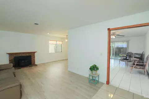 2277 Currier Pl, Fairfield, CA 94533 photo 4