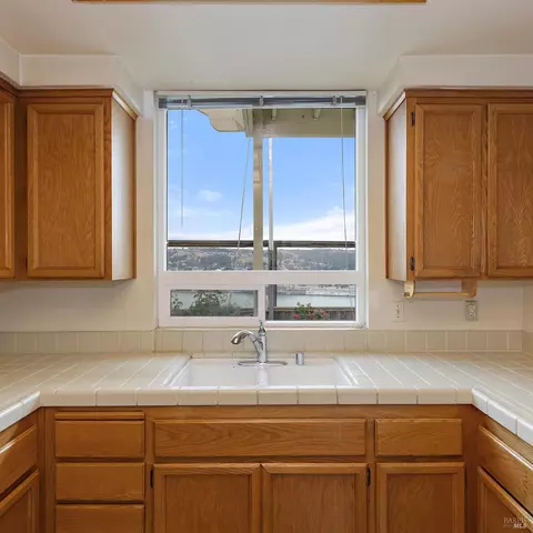 139 Waterview Ter, Vallejo, CA 94591 photo 16