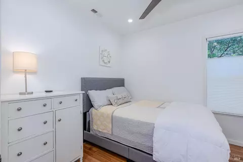 205 E St, Petaluma, CA 94952 photo 13