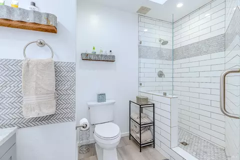 205 E St, Petaluma, CA 94952 photo 18