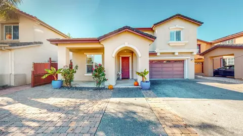 7652 8th Hole Dr, Windsor, CA 95492