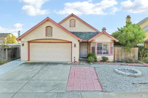 119 Carousel Dr, Vallejo, CA 94589 photo 2