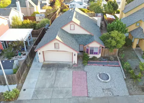 119 Carousel Dr, Vallejo, CA 94589 photo 3