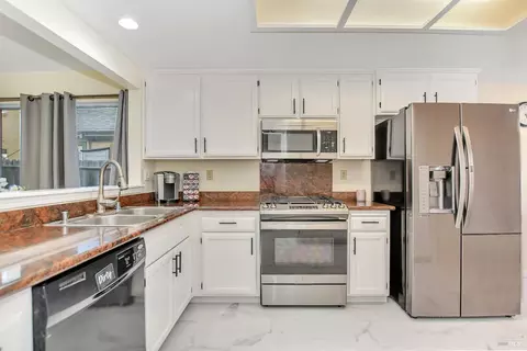 119 Carousel Dr, Vallejo, CA 94589 photo 10