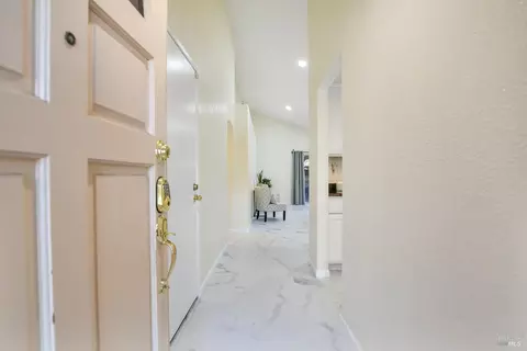119 Carousel Dr, Vallejo, CA 94589 photo 9