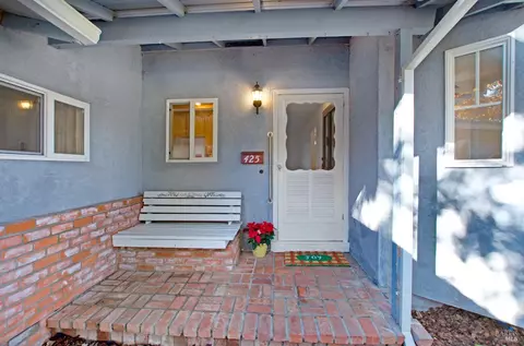 425 El Dorado Dr, Sonoma, CA 95476