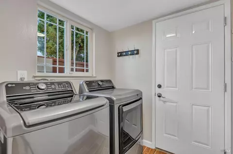 143 Hilltop Dr, Vallejo, CA 94591 photo 9