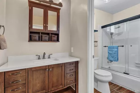 143 Hilltop Dr, Vallejo, CA 94591 photo 8