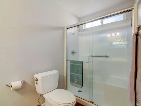 1110 Greenmont Dr, Vallejo, CA 94591 photo 25