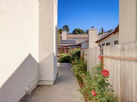 1110 Greenmont Dr, Vallejo, CA 94591 photo 43