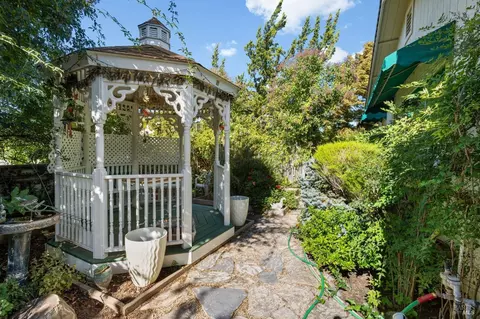 201 Prune Tree Dr, Healdsburg, CA 95448 photo 32