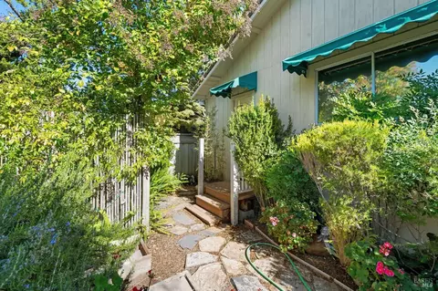 201 Prune Tree Dr, Healdsburg, CA 95448 photo 31