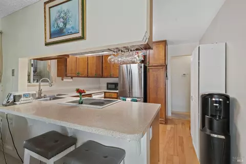 201 Prune Tree Dr, Healdsburg, CA 95448 photo 11