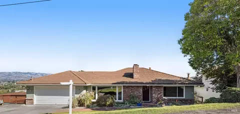 8 Haven Dr, Petaluma, CA 94952 photo 4