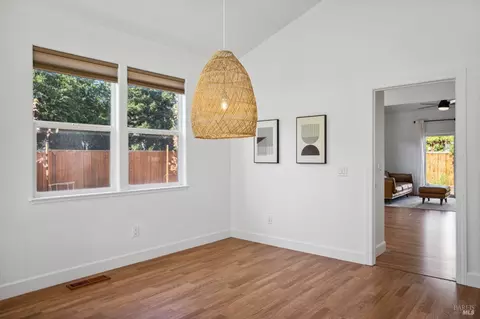 828 Starr Cir, Windsor, CA 95492 photo 11