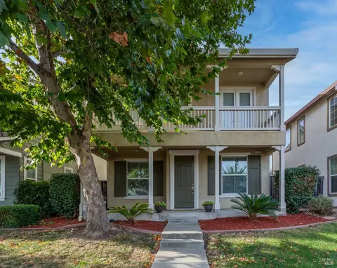 1105 Valley Glen Dr, Dixon, CA 95620