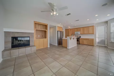 1105 Valley Glen Dr, Dixon, CA 95620 photo 10