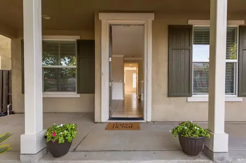1105 Valley Glen Dr, Dixon, CA 95620 photo 3