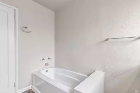 1944 Tennessee St, Vallejo, CA 94590 photo 32