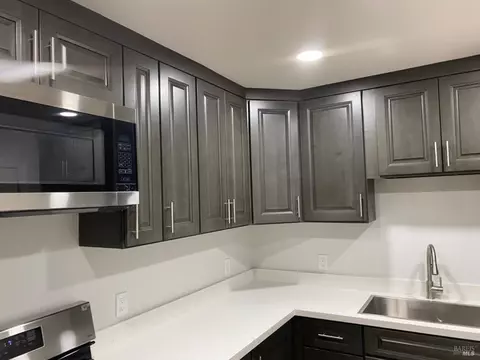 1250 Sereno Dr, Vallejo, CA 94589 photo 4