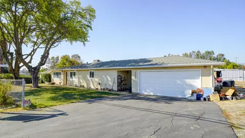 7377 Paddon Rd, Vacaville, CA 95688