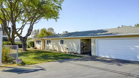 7377 Paddon Rd, Vacaville, CA 95688 photo 2