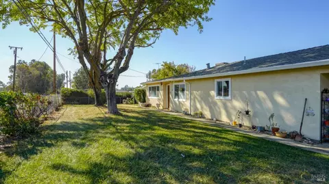 7377 Paddon Rd, Vacaville, CA 95688 photo 5