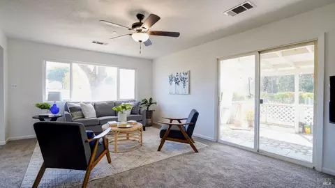 7377 Paddon Rd, Vacaville, CA 95688 photo 9