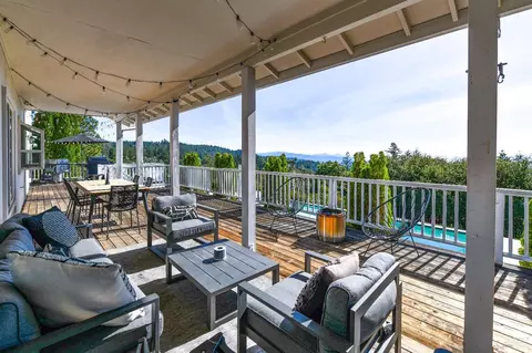 Exterior - 540 Edgemont Ln, Angwin, CA 94508 photo 5 of 17