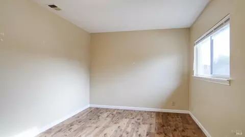 1073 Hawk Ln, Fairfield, CA 94533 photo 18