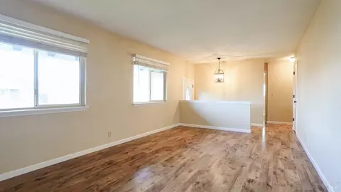 1073 Hawk Ln, Fairfield, CA 94533 photo 7
