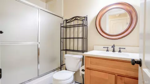 1073 Hawk Ln, Fairfield, CA 94533 photo 27
