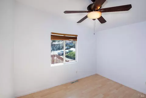 380 Walnut Dr, Lakeport, CA 95453 photo 11