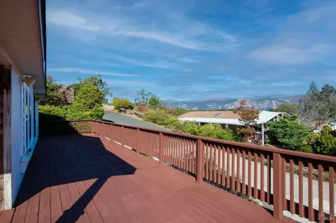 380 Walnut Dr, Lakeport, CA 95453 photo 6