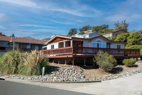 380 Walnut Dr, Lakeport, CA 95453 photo 3
