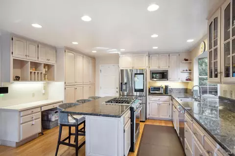 755 Mcclay Rd, Novato, CA 94947 photo 13
