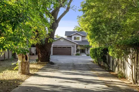755 Mcclay Rd, Novato, CA 94947