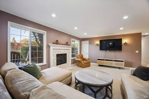 755 Mcclay Rd, Novato, CA 94947 photo 7