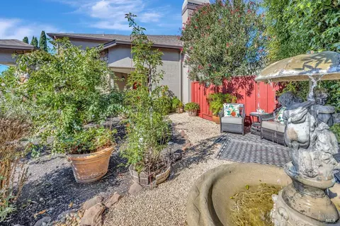 135 Cottontail Way, Windsor, CA 95492 photo 5