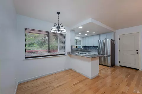 25755 Pullen Pl, Willits, CA 95490 photo 2