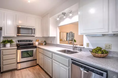 1725 Ignacio Blvd, Novato, CA 94949 photo 14