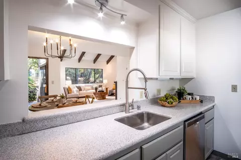 1725 Ignacio Blvd, Novato, CA 94949 photo 19