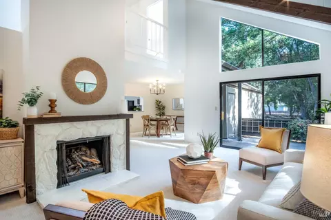 1725 Ignacio Blvd, Novato, CA 94949