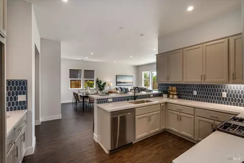 1234 Atascadero Dr, Windsor, CA 95492 photo 5