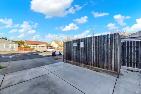 741 Delaware St, Fairfield, CA 94533 photo 44