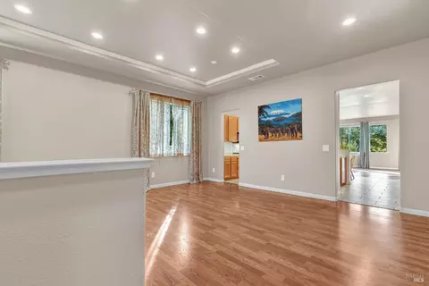 2039 Bennington Dr, Vallejo, CA 94591 photo 3