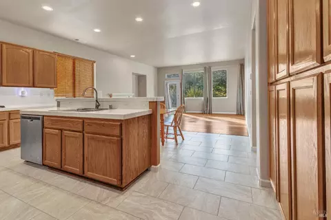 2039 Bennington Dr, Vallejo, CA 94591 photo 10